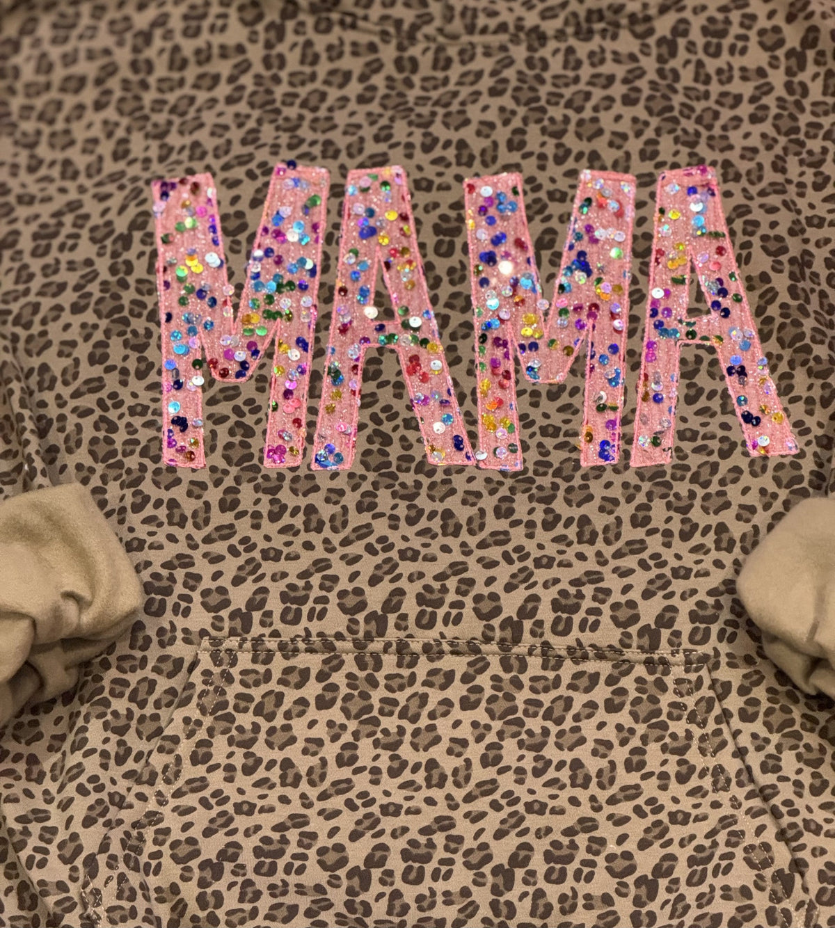 Leopard-print shirt with floral MAMA applique embroidery